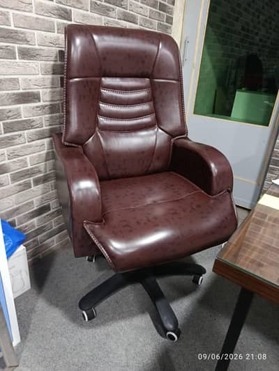 Executive Office Chair