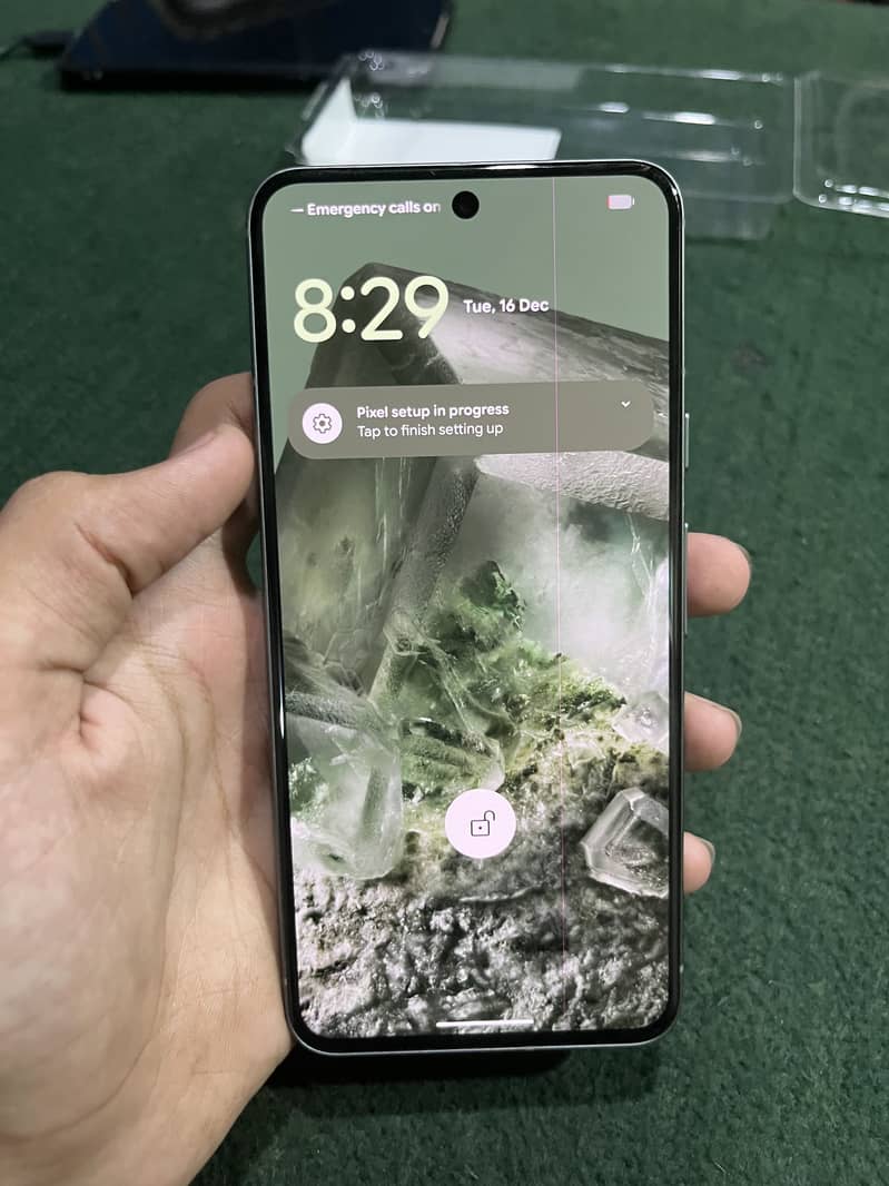 Google Pixel 8 2
