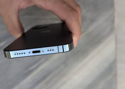 Apple iPhone 12 Pro