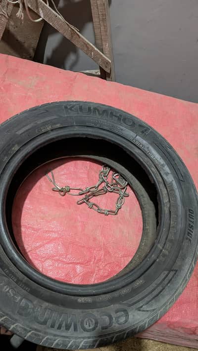 2 tyre for sale 14size ka hy 0puncher