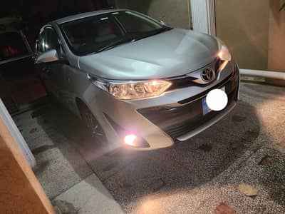 TOYOTA YARIS ATIV X CVT 1500CC