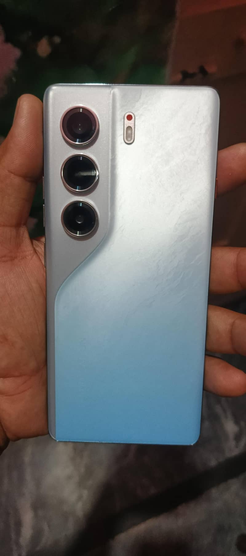 camon 40 pro 2