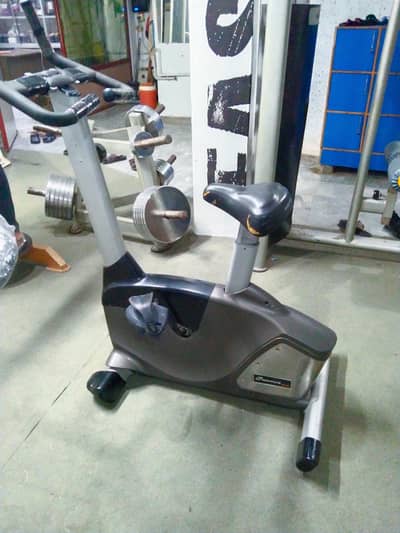 upright bike, exercise bike,gym unit, Gym equipment
