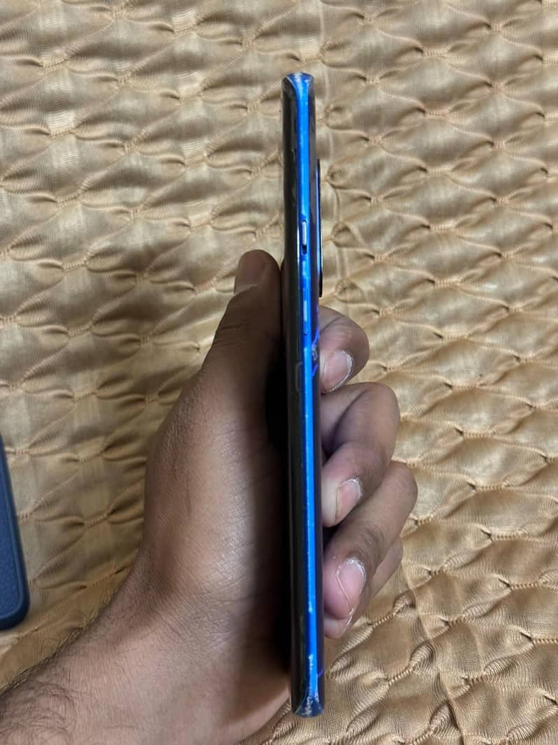 one plus 8pro 1
