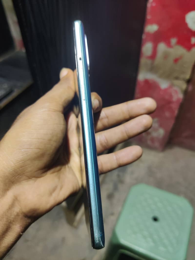 One Plus 8T 4