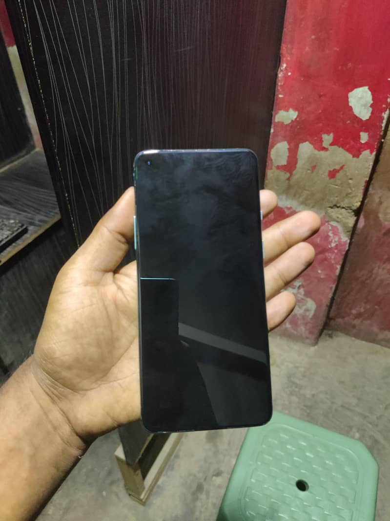 One Plus 8T 6