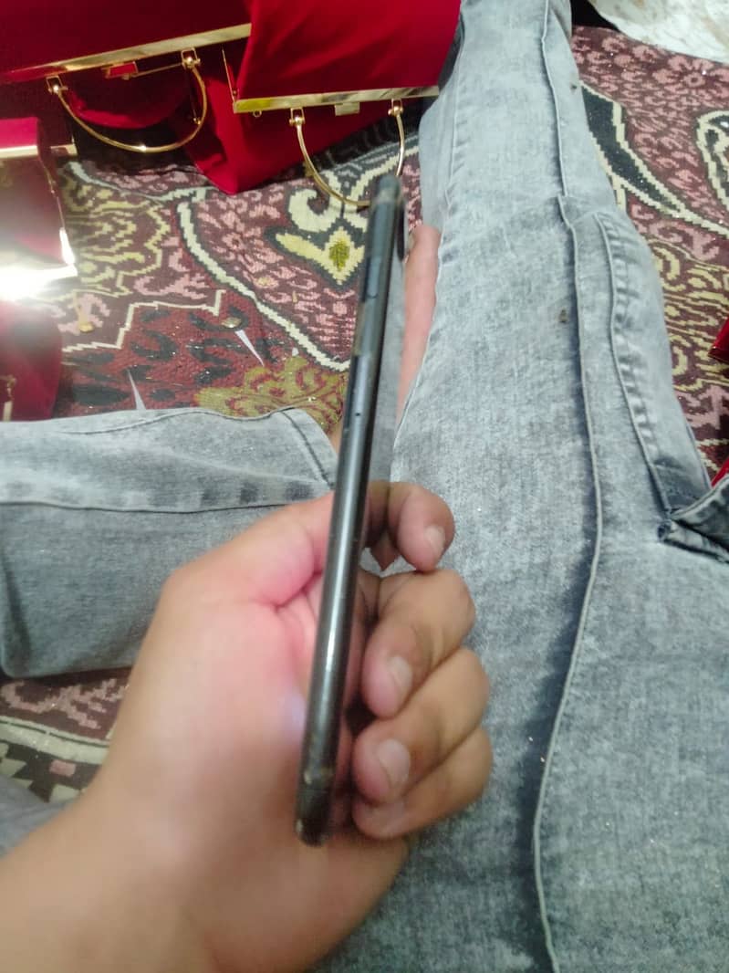 Apple iPhone 7 Plus 0