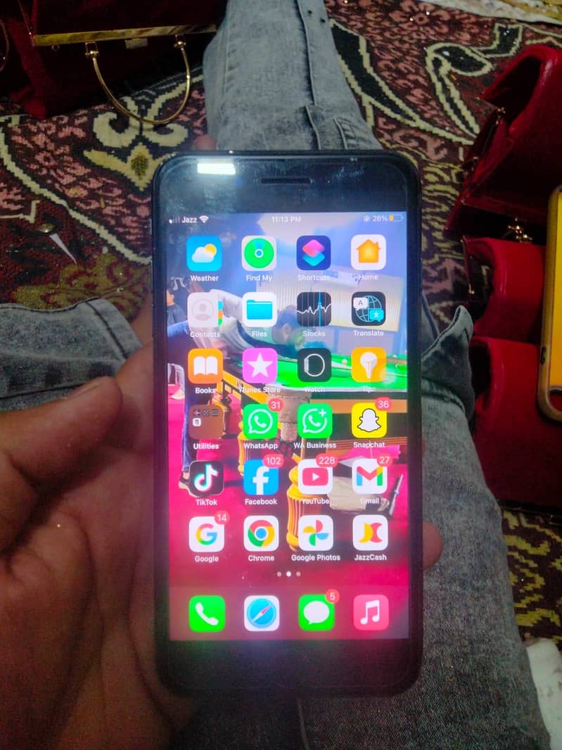 Apple iPhone 7 Plus 5