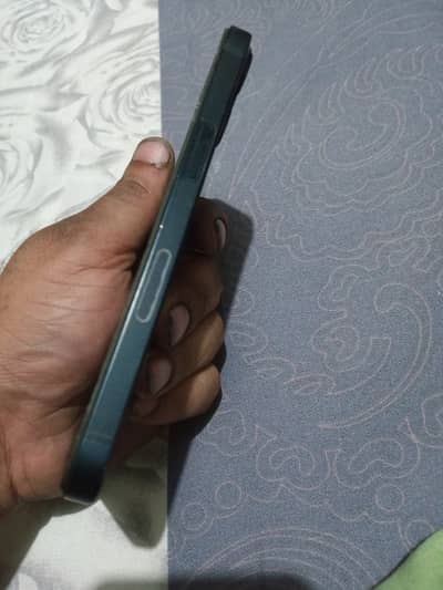 Apple iPhone 13 jv phone hy chip lgwa k 4 months sim on hu jye gi