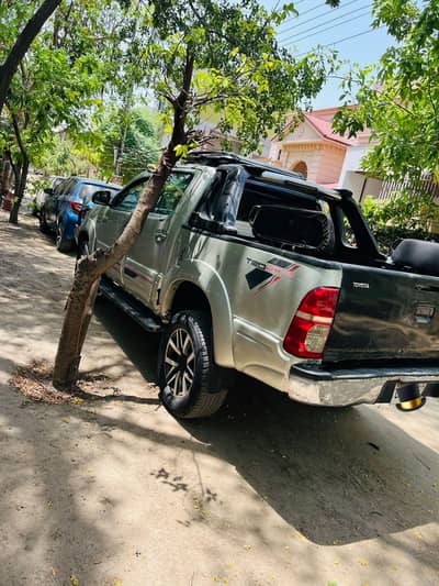 Toyota Hilux 2010