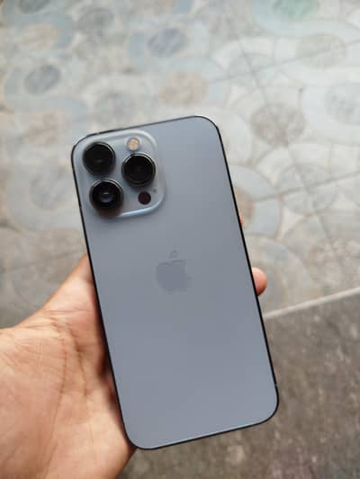Apple iPhone 13 Pro