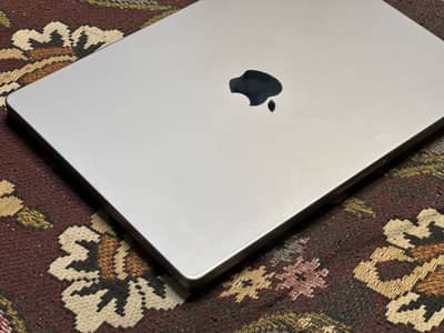 Apple MacBook Pro 14-inch M1 Pro (2021) – 16GB / 1TB*