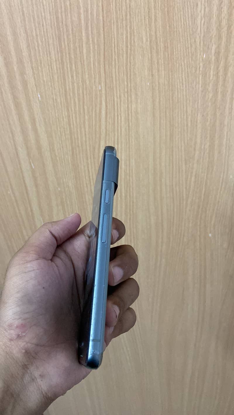 Google Pixel 8 1