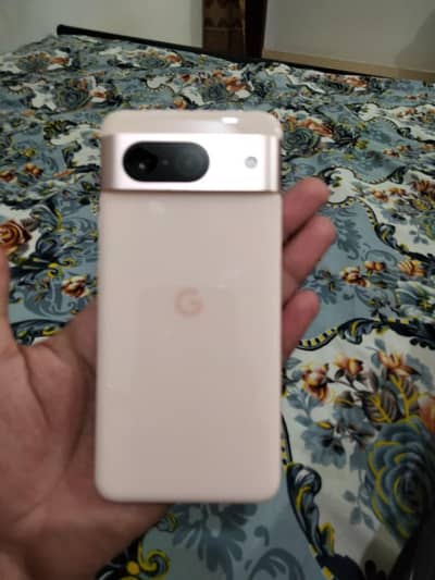 Google pixel 8