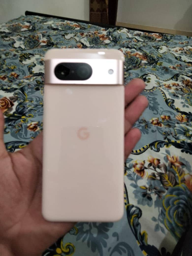 Google pixel 8 0