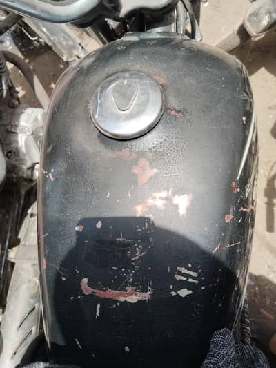 Suzuki GS150 model 2016