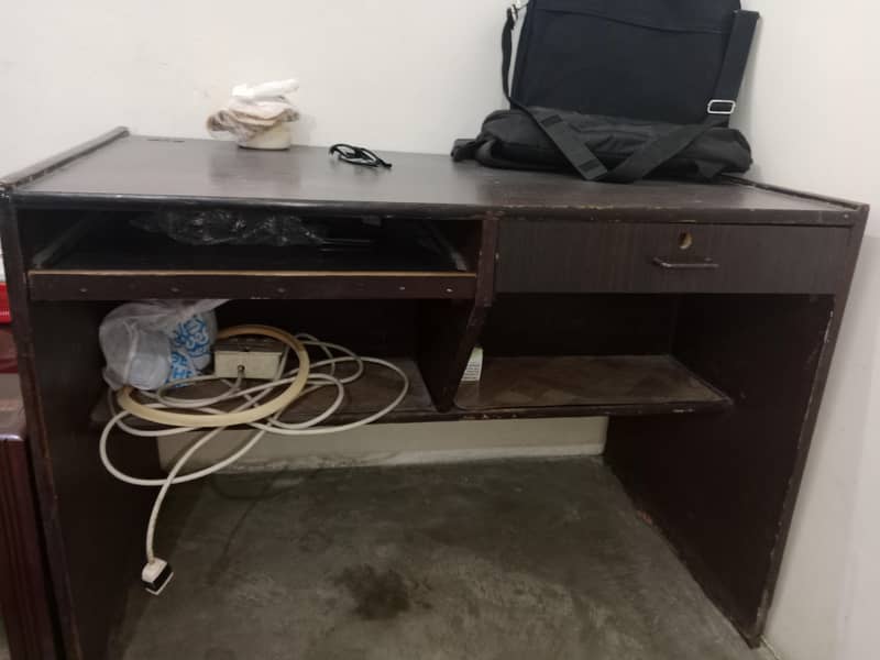 computer  table 1
