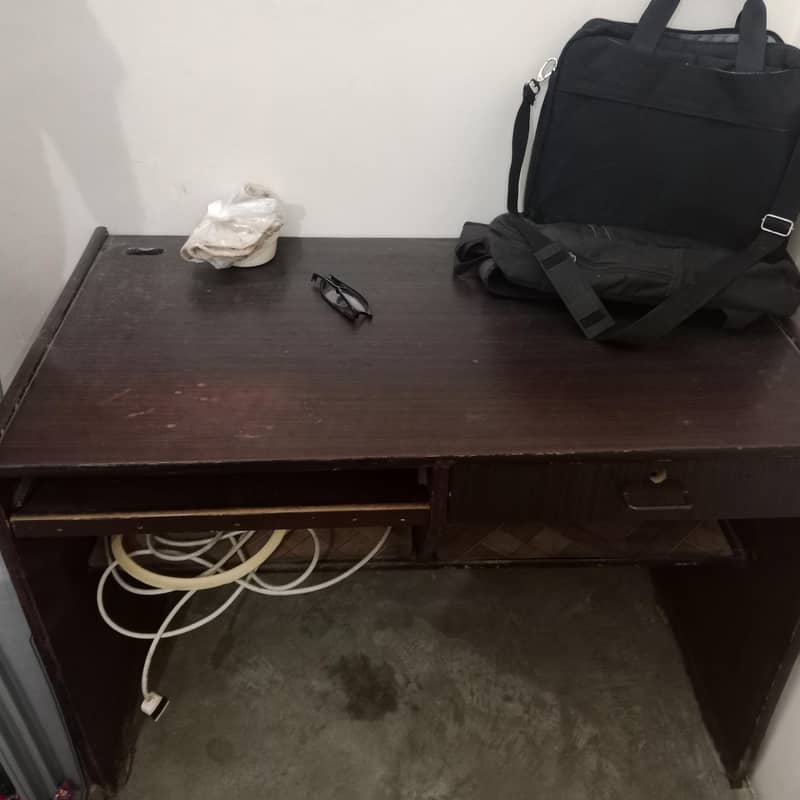computer  table 2
