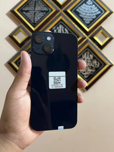 Apple iPhone 13