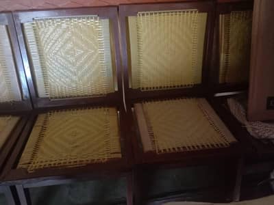 one chairs price 3 thousand