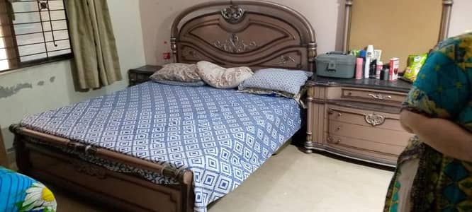 Bedset available for sale