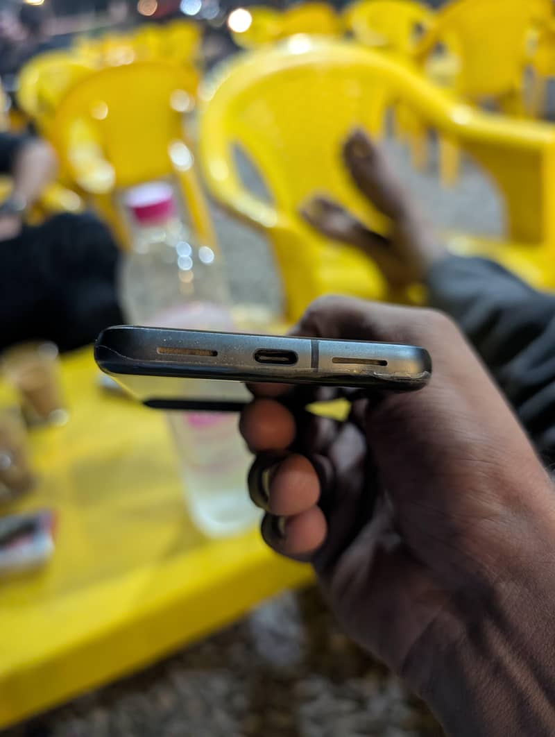 Google Pixel 8 4