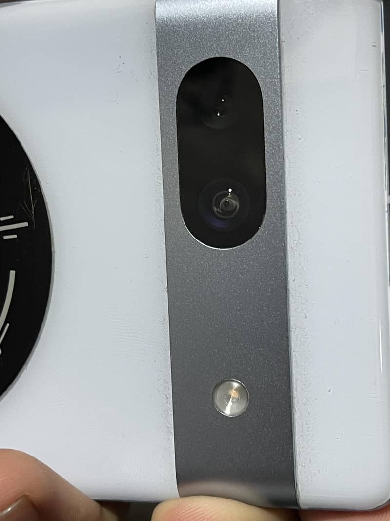 Google Pixel 7a 4