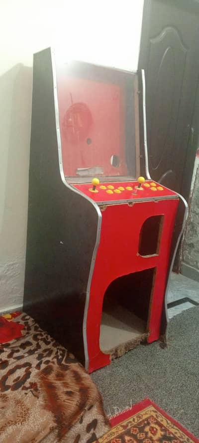 Arcade cabinet for sell