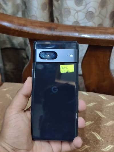 Google Pixel 7 (8 GB RAM - 128 GB Storage)