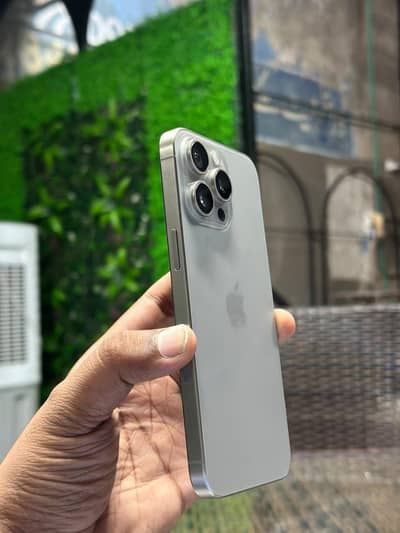 Apple iPhone 15 Pro Max