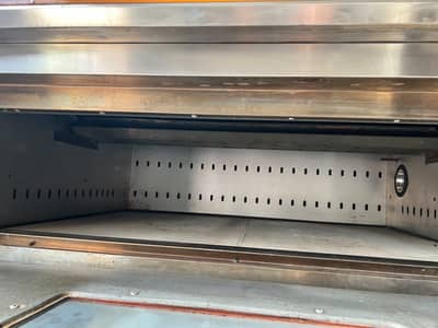 Oven/hot plate/counter