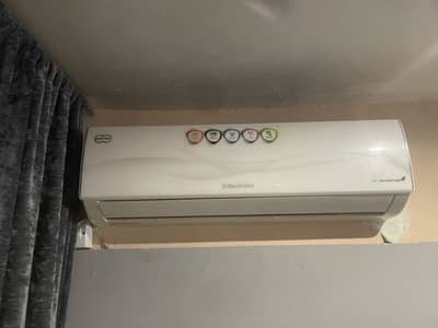 Kenwood ac heat and cool and Electrolux 1.5 ton