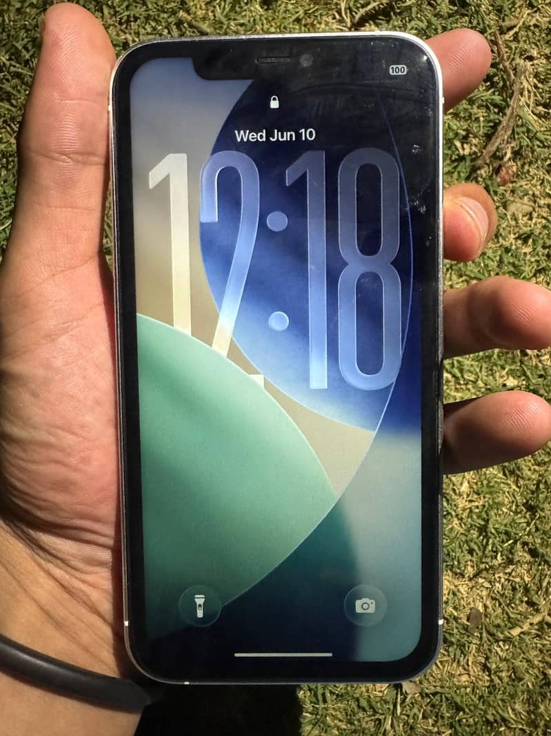 Apple iPhone 11 3