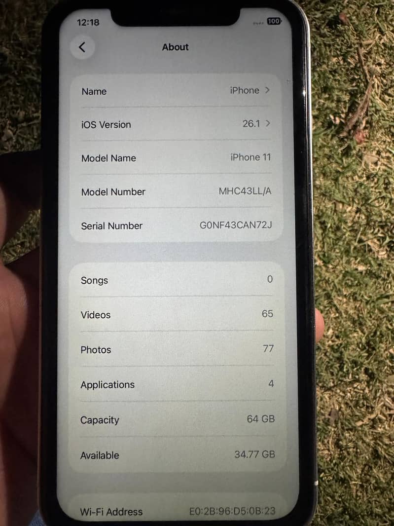 Apple iPhone 11 4