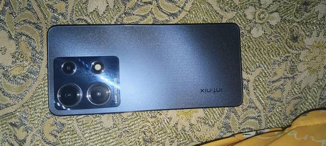 Infinix Note 30