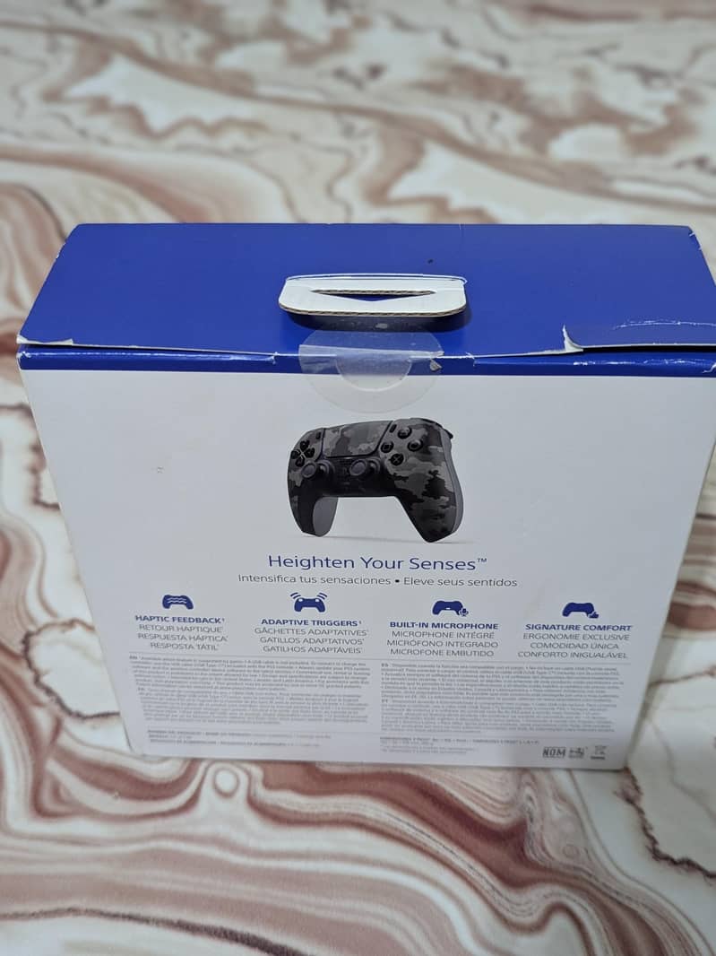 PS5 controller 1