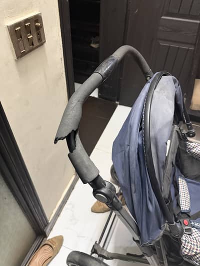 Baby pram . .