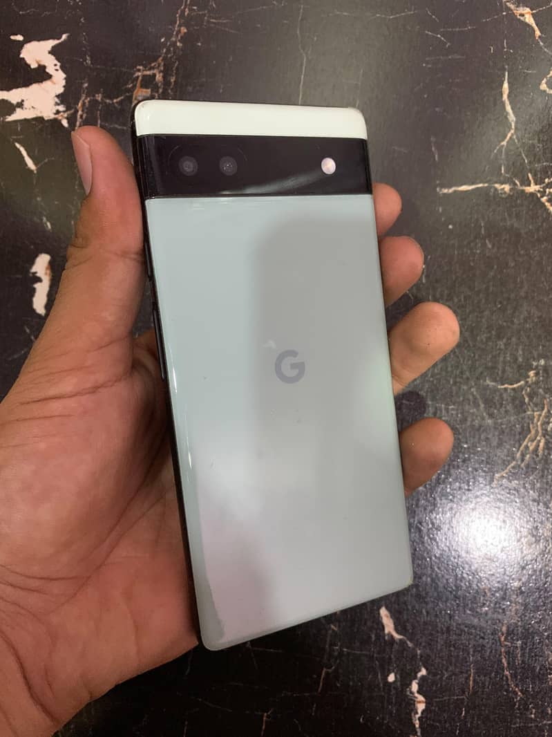 Google Pixel 6a 1