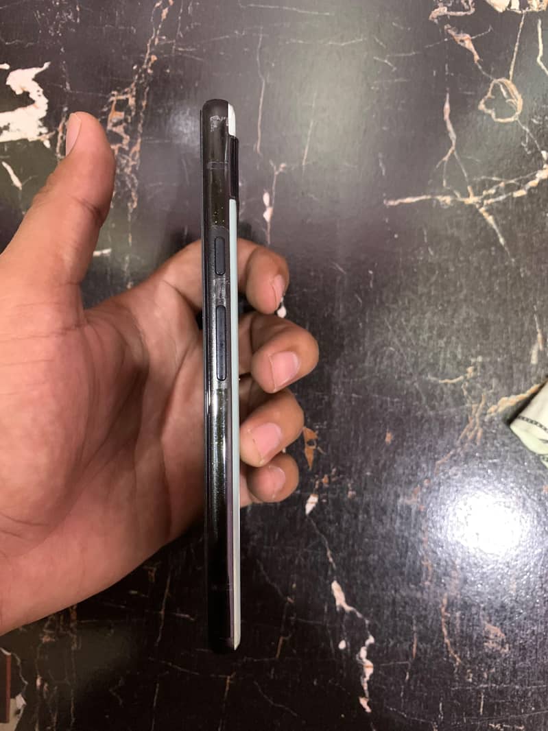 Google Pixel 6a 3