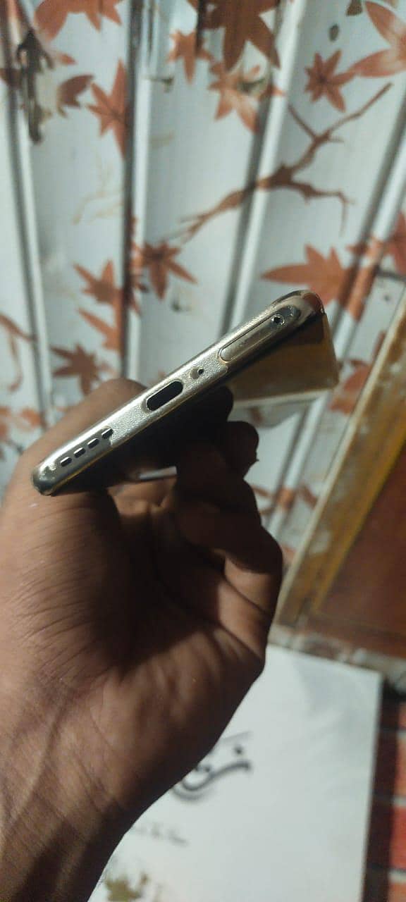 Infinix Note 40 Pro Plus 2