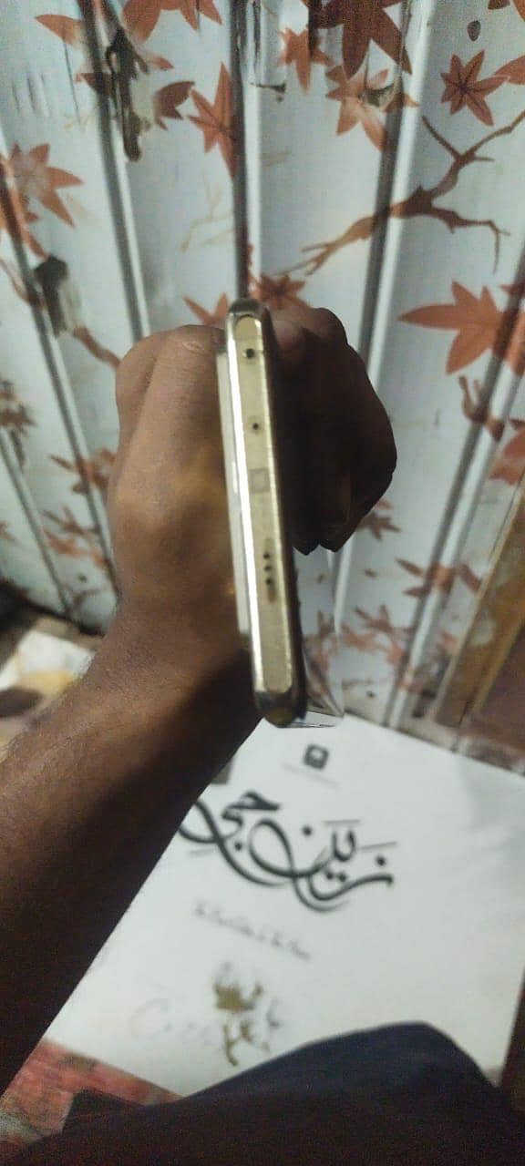 Infinix Note 40 Pro Plus 9
