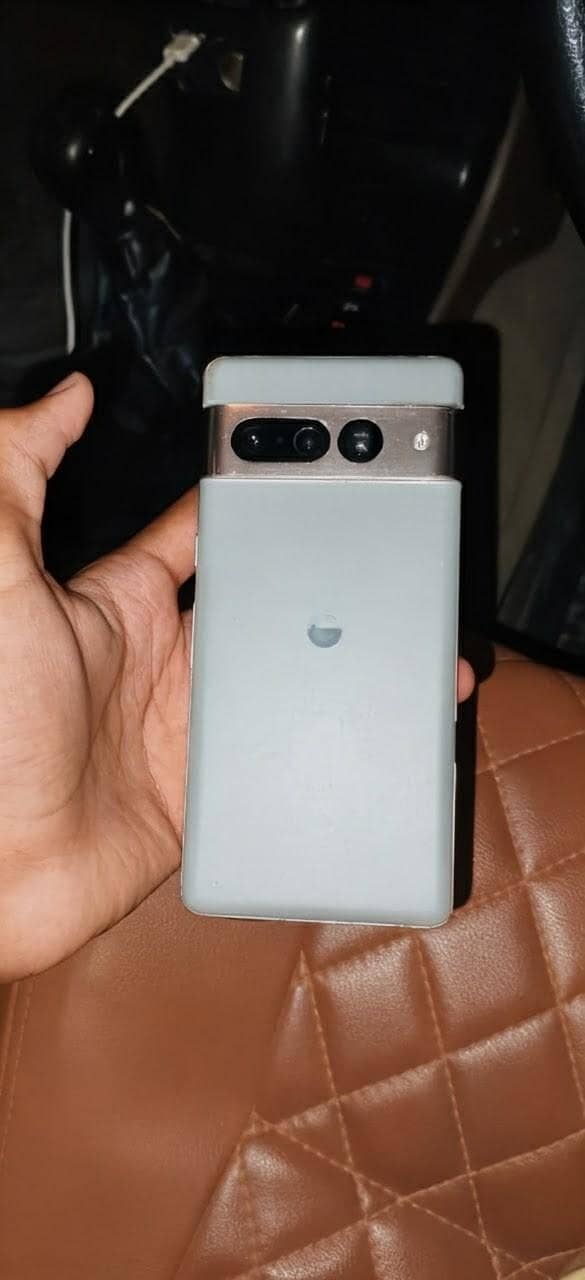 Google Pixel 7 Pro 4