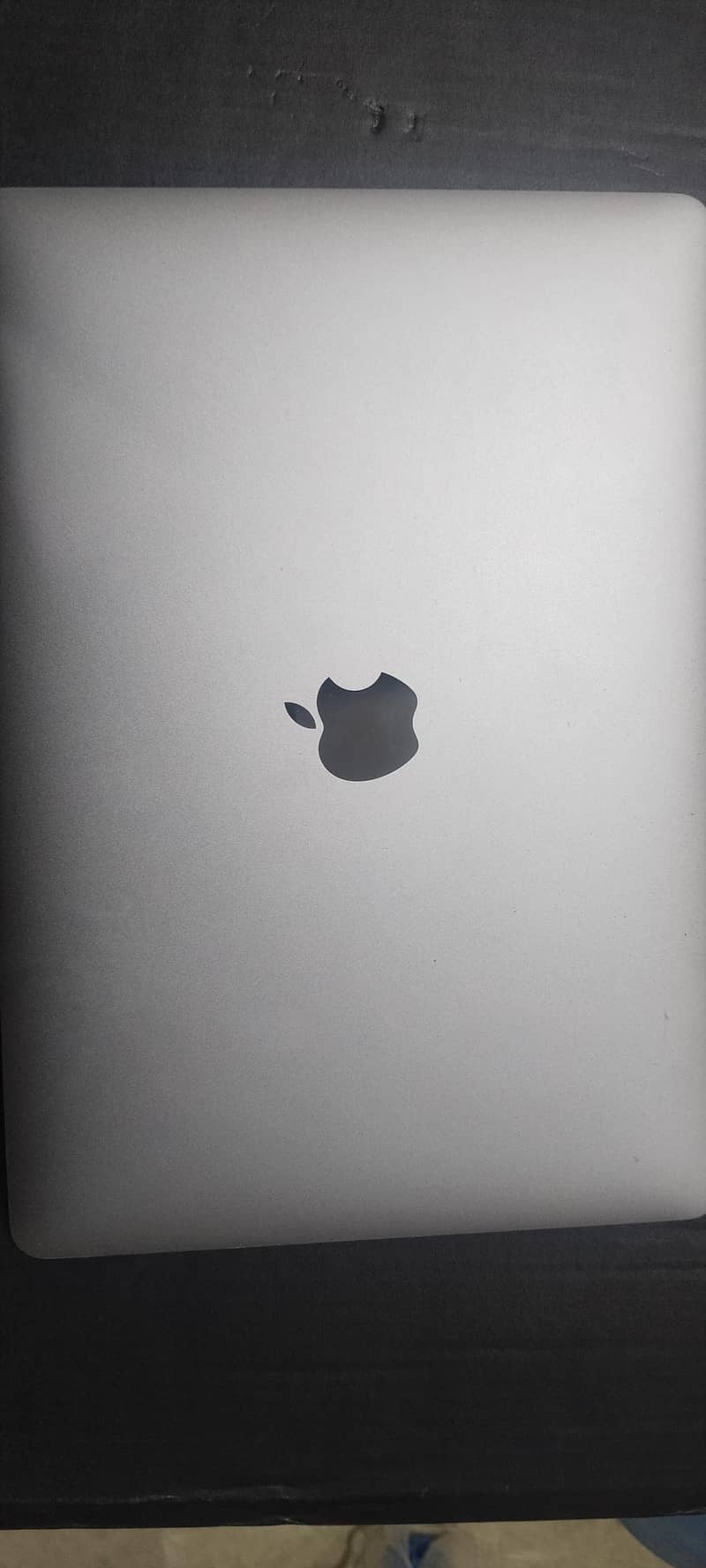 MacBook Pro 0