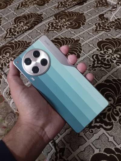 Tecno CAMON 30 Loewe Edition 8+8/265