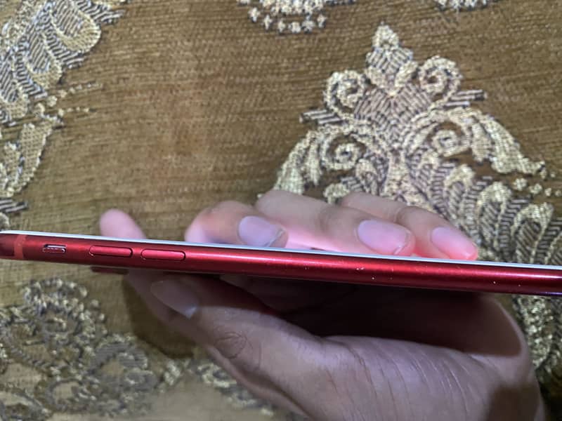 Apple iPhone 7 Plus 3