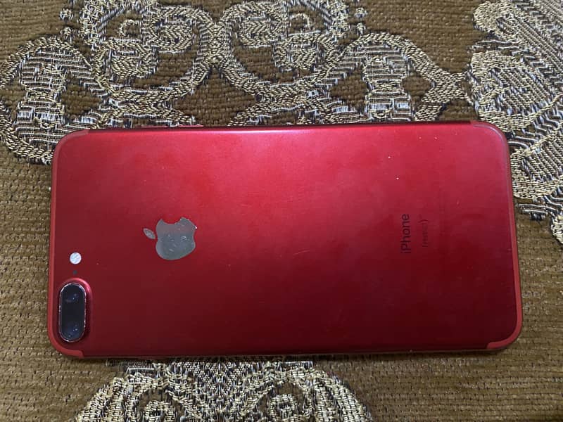 Apple iPhone 7 Plus 4