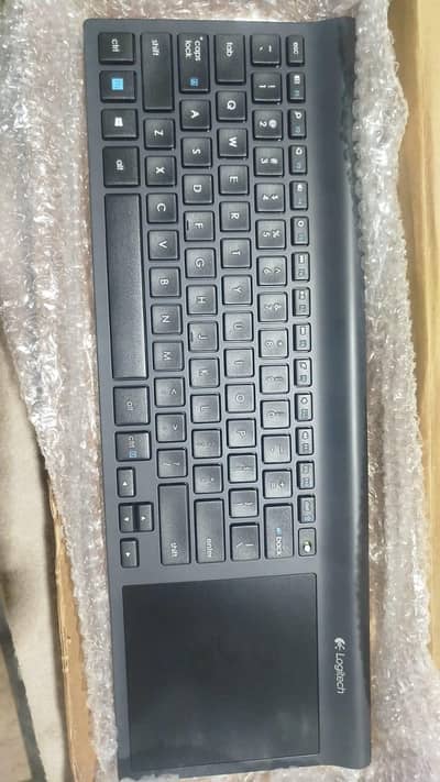 Logitech k820 keyboard with touch pad