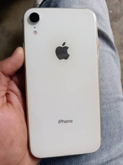 Apple iPhone XR