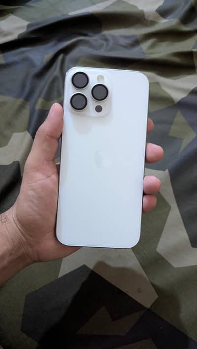 Apple iPhone 16 Pro Max