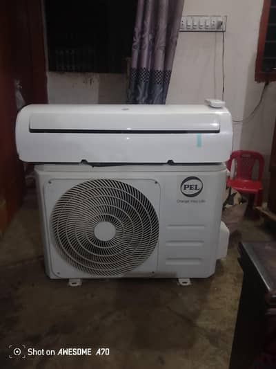 AIR CONDITIONER 1 TON INVERTER only 1year used seriously buyer contact